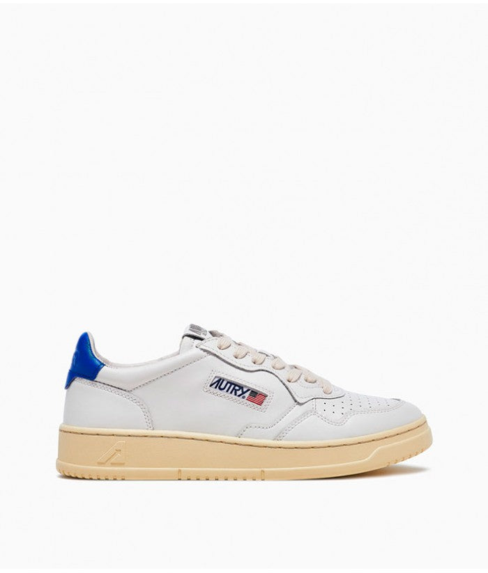 Autry Medalist Low Sneaker White and PBlue  LL46