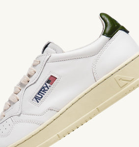 Autry Medalist Low Sneaker White and Green  LL47