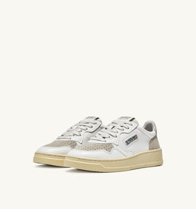 Autry Medalist Low Suede and Leather White/Sand
