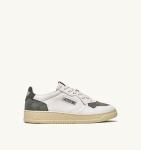 Autry Medalist Low in Suede White / Military